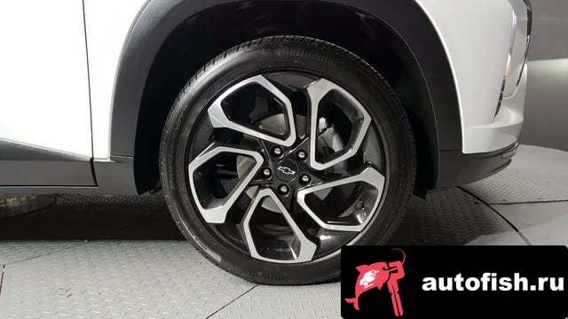 Chevrolet (GM Daewoo) Trax Trax Crossover 2023 года - вид 5