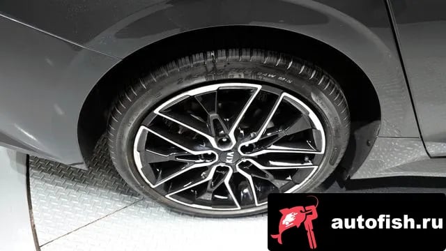 Kia K5 K5 3rd generation 2020 года - похожие автомобили