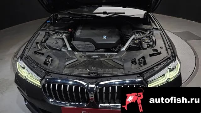 BMW 5-Series 5 Series (G30) 2021 года - вид 6