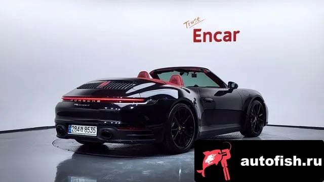 Porsche 911 911 (992) 2020 года - вид 2