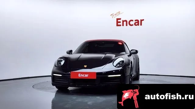 Porsche 911 911 (992) 2020 года - вид 3