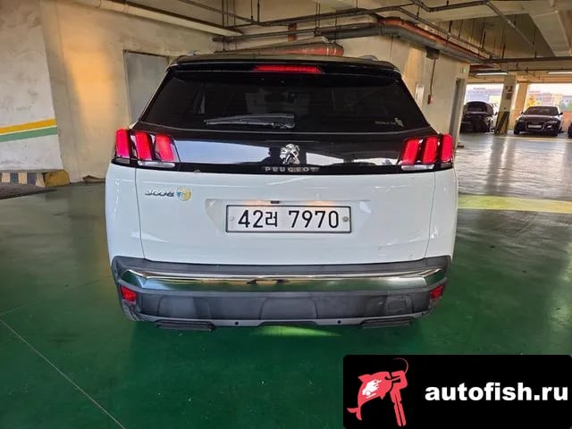 Peugeot 3008 3008 second generation 2018 года - вид 4