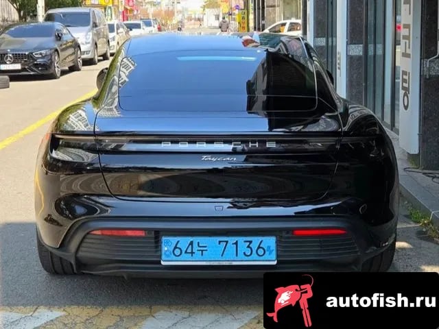 Porsche Taycan Taikan 2022 года - вид 2