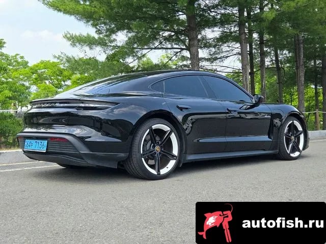 Porsche Taycan Taikan 2022 года - вид 3