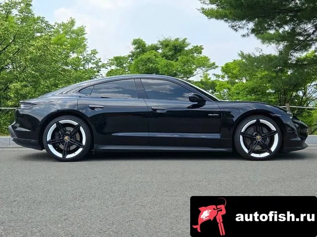 Porsche Taycan Taikan 2022 года - вид 4
