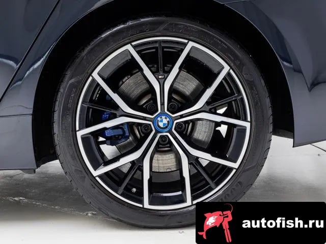 BMW 5-Series 5 Series (G30) 2022 года - похожие автомобили