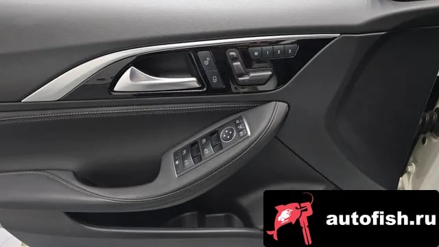 Infiniti QX30 QX30 2019 года - похожие автомобили