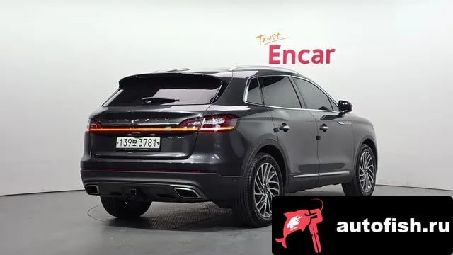 Lincoln Nautilus Nautilus First generation 2019 года - вид 2