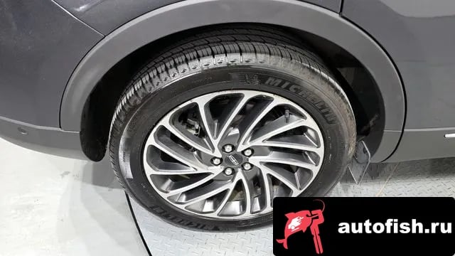 Lincoln Nautilus Nautilus First generation 2019 года - вид 5