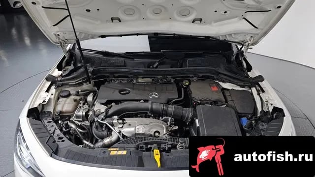 Mercedes-Benz GLA-Class GLA - Class H247 2021 года - вид 6