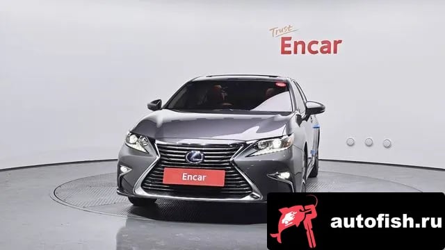 Lexus ES New ES300h 2018 года - вид 3