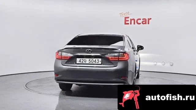 Lexus ES New ES300h 2018 года - вид 4