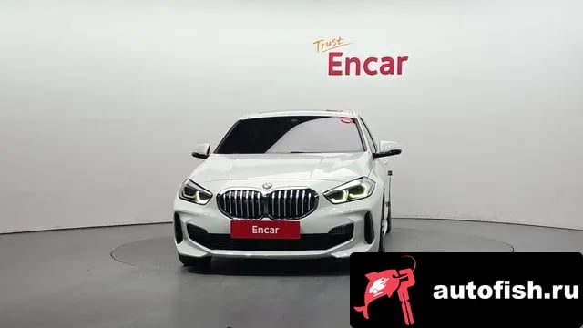BMW 1-Series 1 Series (F40) 2021 года - вид 3