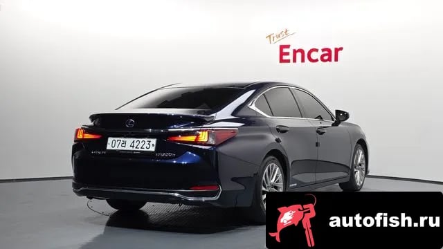 Lexus ES ES300h 7th generation 2019 года - похожие автомобили
