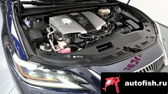 Lexus ES ES300h 7th generation 2019 года - вид 6