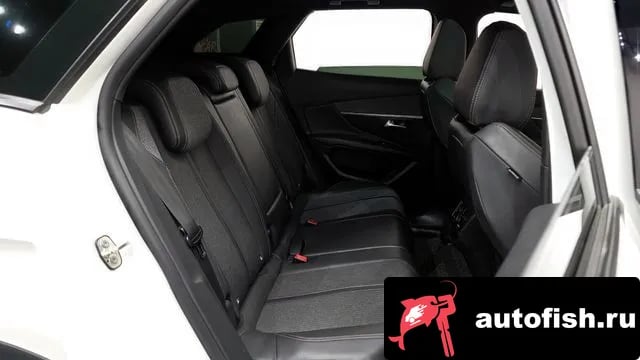 Peugeot 3008 3008 second generation 2018 года - похожие автомобили