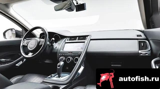 Jaguar E-PACE E-PACE 2018 года - похожие автомобили