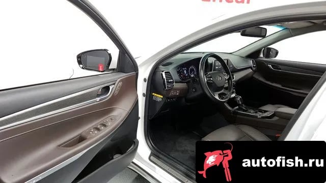 Hyundai Grandeur Granger IG 2018 года - похожие автомобили