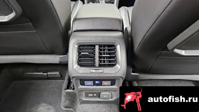 Volkswagen Tiguan Tiguan second Generation 2019 года - похожие автомобили