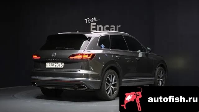 Volkswagen Touareg Tuareg 3rd generation 2020 года - похожие автомобили