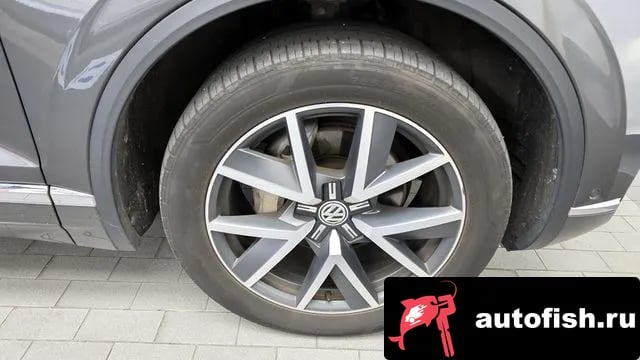 Volkswagen Touareg Tuareg 3rd generation 2020 года - вид 5