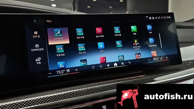 BMW 7-Series 7 Series (G70) 2024 года - похожие автомобили