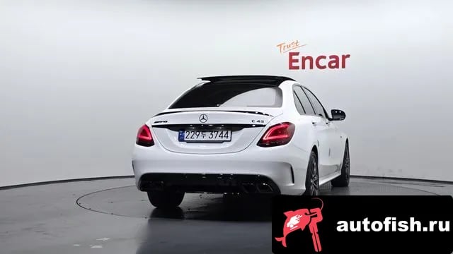 Mercedes-Benz C-Class C-Class W205 2019 года - вид 4