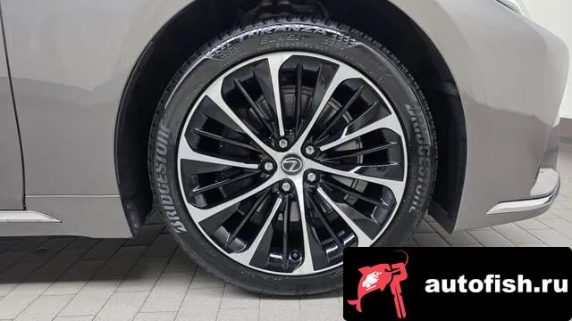 Lexus LS LS500h 5th generation 2023 года - вид 5