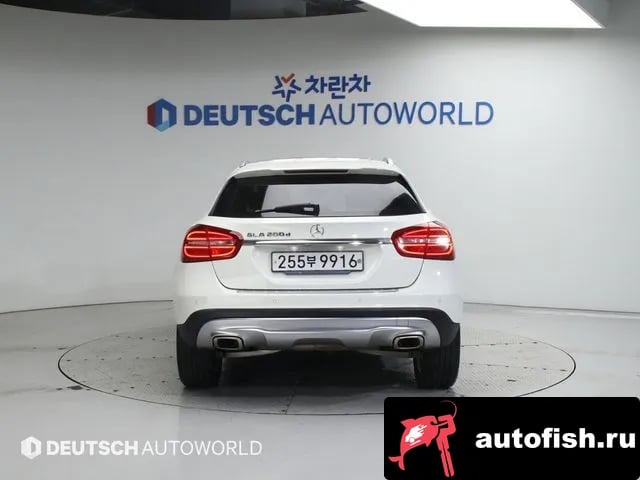 Mercedes-Benz GLA-Class GLA-Class X156 2017 года - вид 4