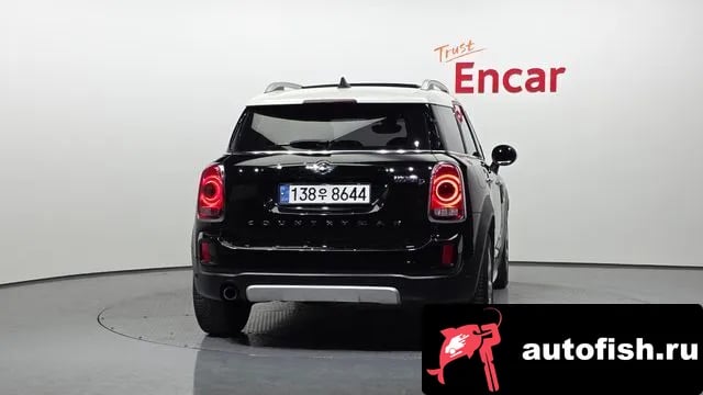 Mini Countryman Cooper D Country Man 2018 года - вид 4