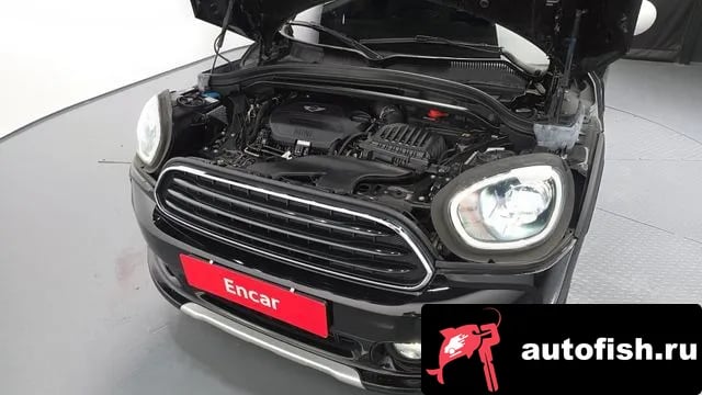 Mini Countryman Cooper D Country Man 2018 года - вид 6