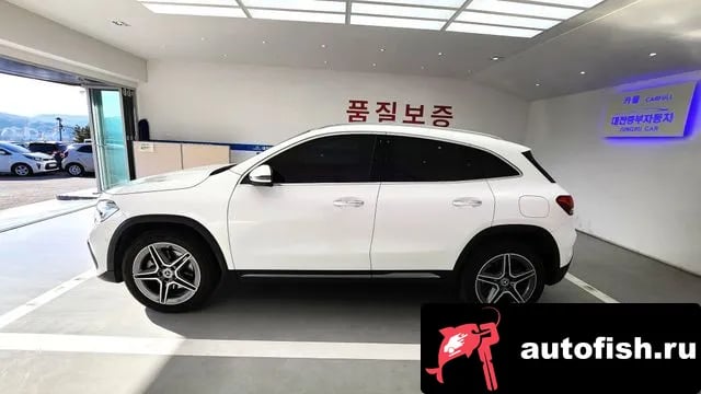 Mercedes-Benz GLA-Class GLA - Class H247 2023 года - вид 3