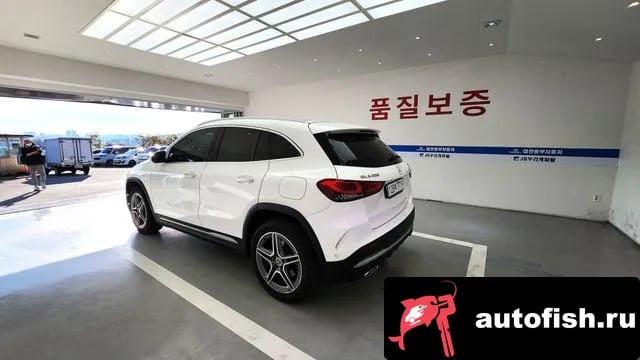 Mercedes-Benz GLA-Class GLA - Class H247 2023 года - вид 4