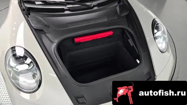 Porsche 911 911 (992) 2024 года - вид 6