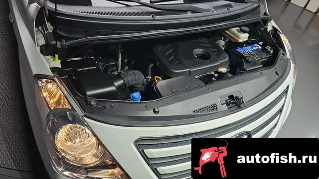 Hyundai Starex Grand Starex 2017 года - вид 6