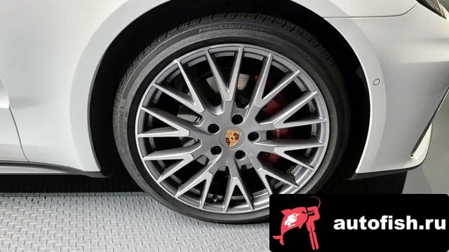 Porsche Panamera Panamera (972) 2025 года - вид 5