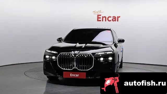 BMW 7-Series 7 Series (G70) 2025 года - вид 3