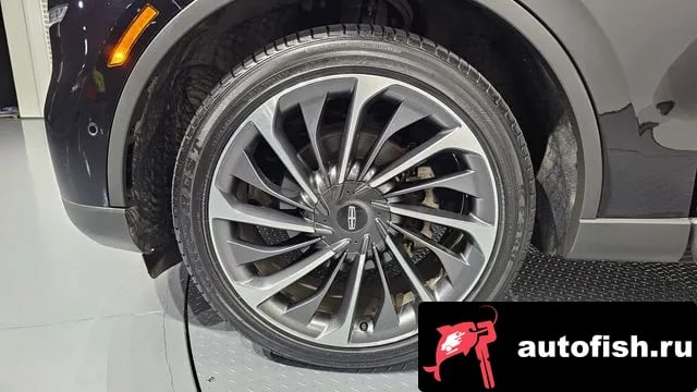 Lincoln Aviator Aviator 2nd generation 2020 года - вид 5
