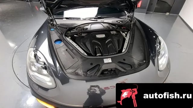 Porsche Panamera Panamera (971) 2018 года - вид 6