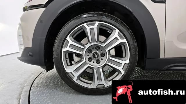 Mini Countryman Cooper S Country Man 2022 года - вид 5