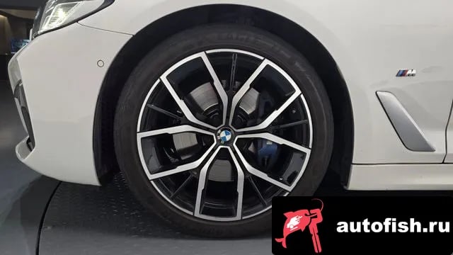 BMW 5-Series 5 Series (G30) 2021 года - вид 5