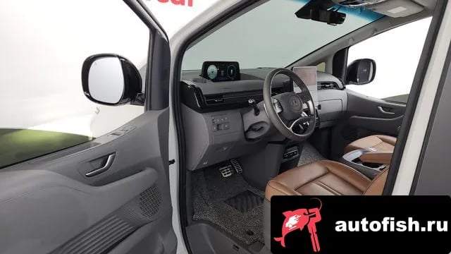 Hyundai Staria Staria 2021 года - похожие автомобили