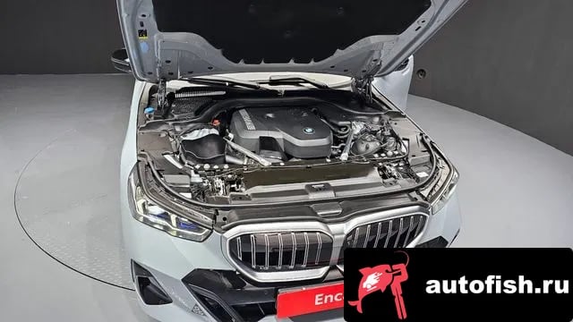 BMW 5-Series 5 Series (G60) 2025 года - вид 6