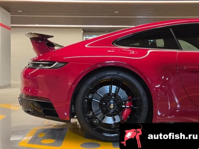 Porsche 911 911 (992) 2022 года - вид 5