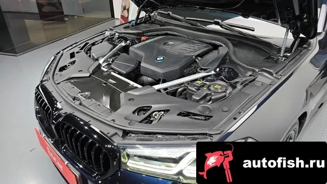 BMW 5-Series 5 Series (G30) 2022 года - вид 6