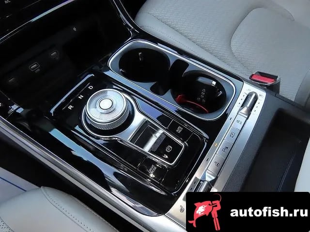 Kia Carnival Carnival 4th generation 2022 года - похожие автомобили