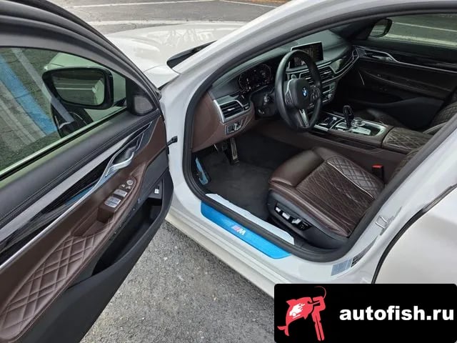 BMW 7-Series 7 Series (G11) 2020 года - вид 6