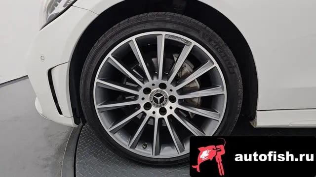 Mercedes-Benz C-Class C-Class W205 2019 года - вид 5