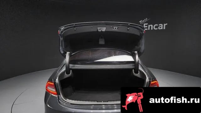 Hyundai Grandeur Granger IG 2018 года - похожие автомобили