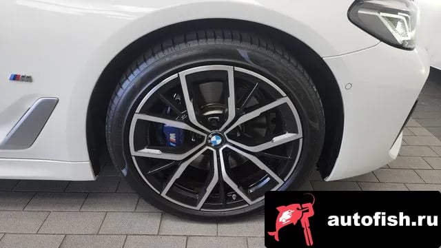 BMW 5-Series 5 Series (G30) 2022 года - вид 5